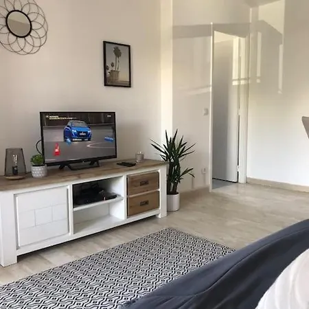 דירה Location Saisonniere 2 P Antibes-piscine-climatisation-terrasse Au Calme *